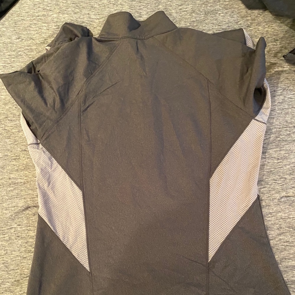 Virginia Tech Zip Up - Picture 2 of 3